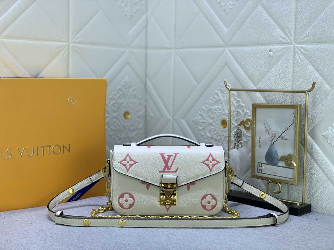 Replica Louis Vuitton Speedy Bandouliere 20 Handbag M46667 Monogram  Empreinte Fake Wholesale